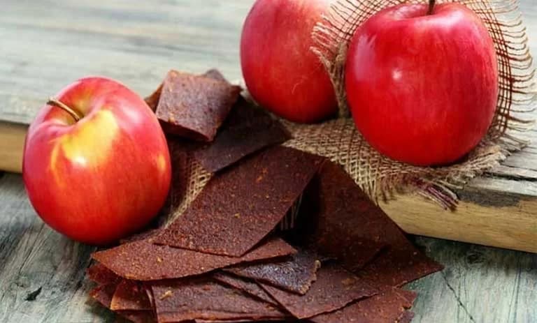 لواشک سیب ملس ترکیب طبیعی طعم میوه ها مناسب برای استفاده روزانه